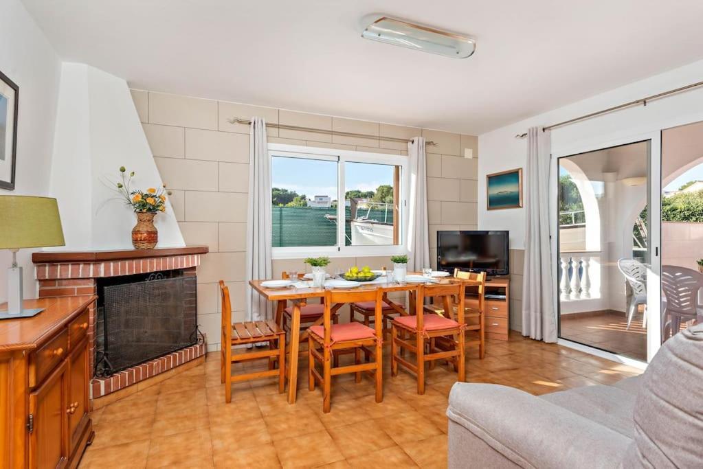 Villa Ponent Port d'Addaia Exteriör bild